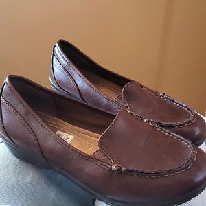 Comfy! Sorta cute shoes